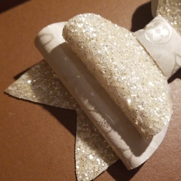 Hair bow - Picture 5 of 8